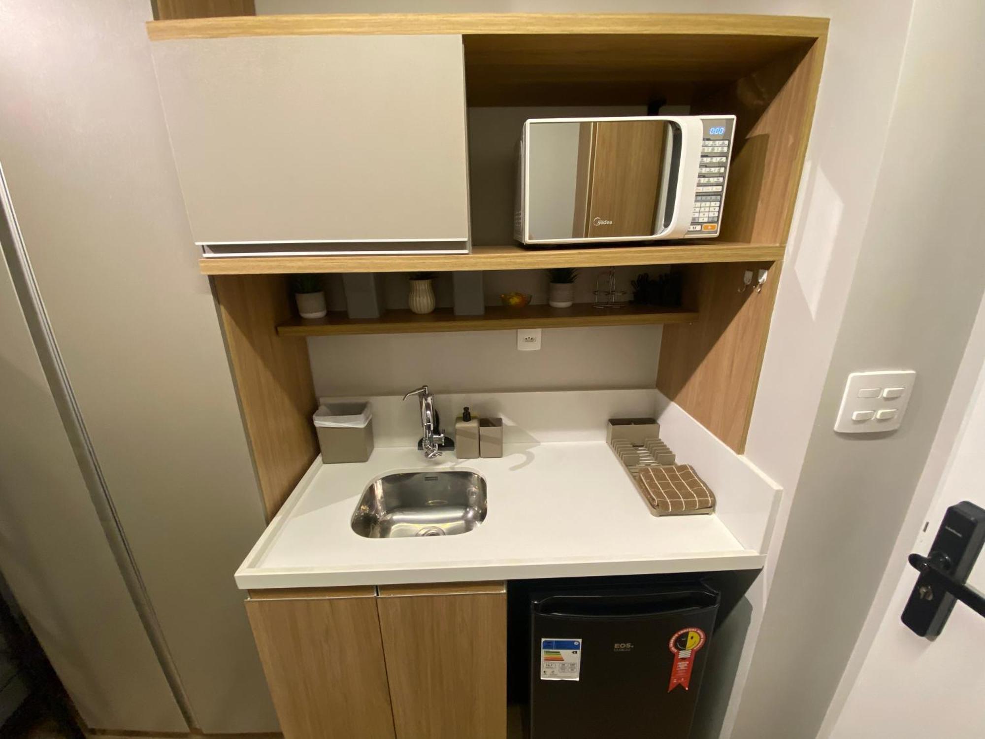 Apartment Moderno Em Frente Ao Metro Bras ! *